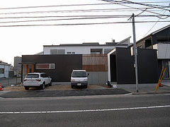f4b4f203.jpg