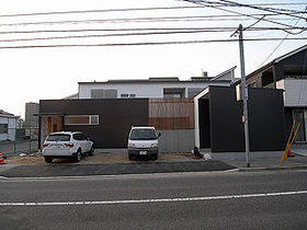 f4b4f203.jpg